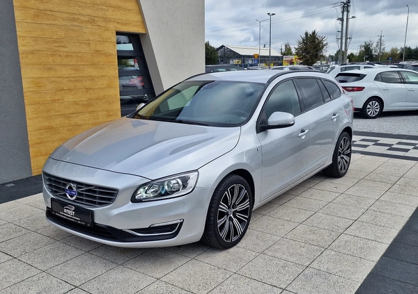 Volvo V60 cena 49900 przebieg: 114000, rok produkcji 2016 z Sośnicowice małe 172